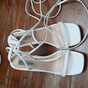 Steve madden Lafayette heels. Size 8